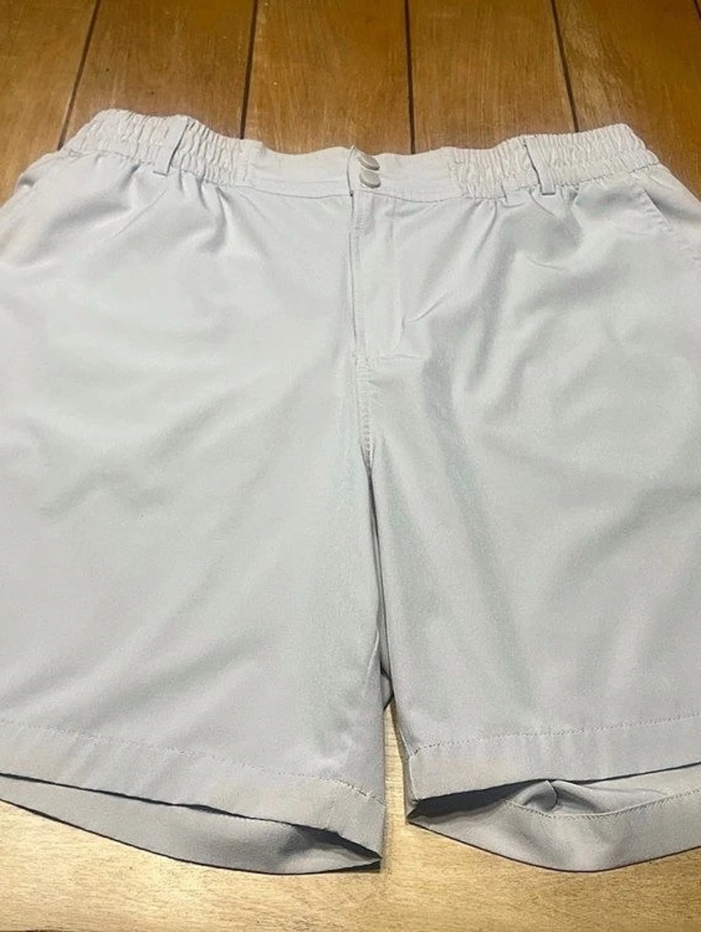 Burlebo Everyday Shorts Size XL Color Beige with American Flag Pockets 7” Inseam